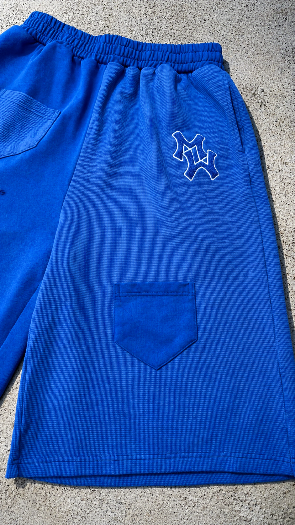 Blues Clues Yin Yang 3/4 Shorts